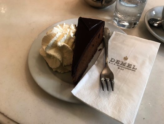 Wien / Café Demel / Sachertorte